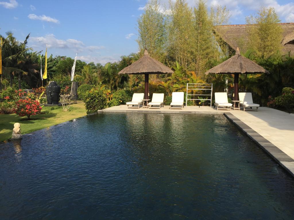 Villa Danison Umeanyar Екстер'єр фото